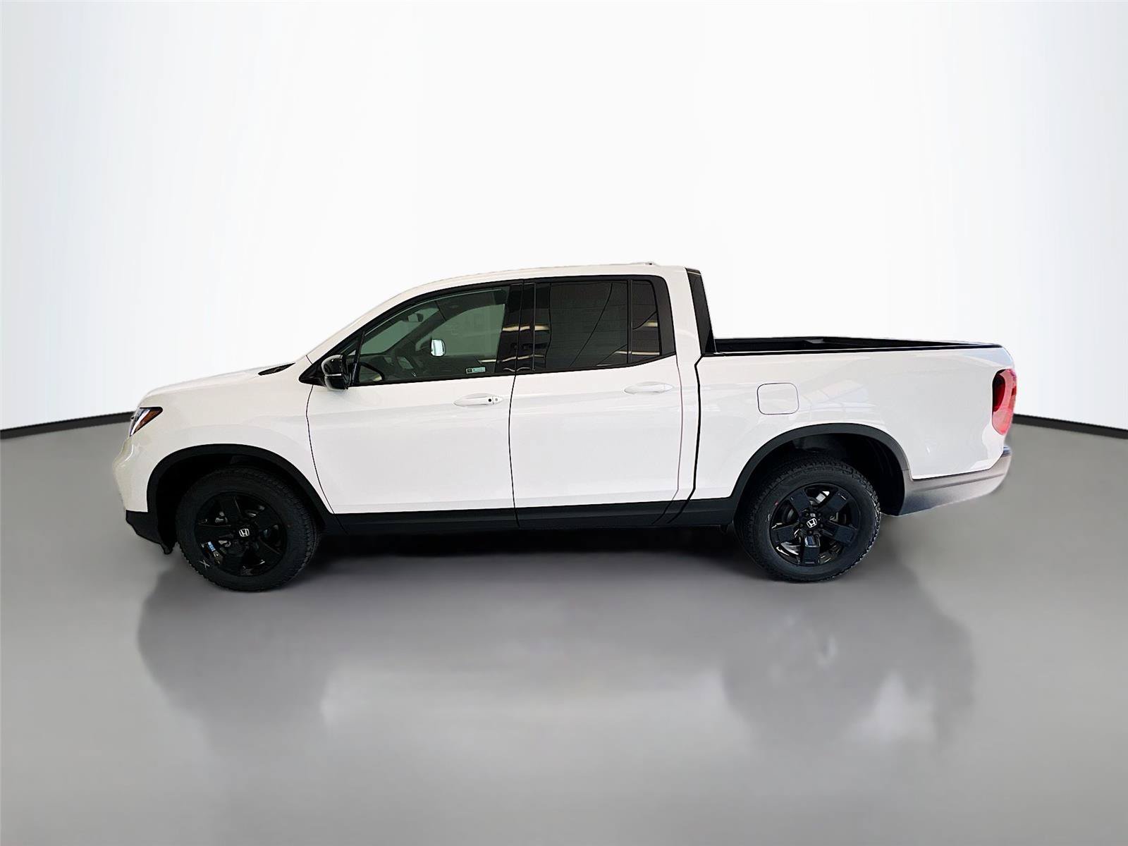 New 2026 Honda Ridgeline Black Edition image 8