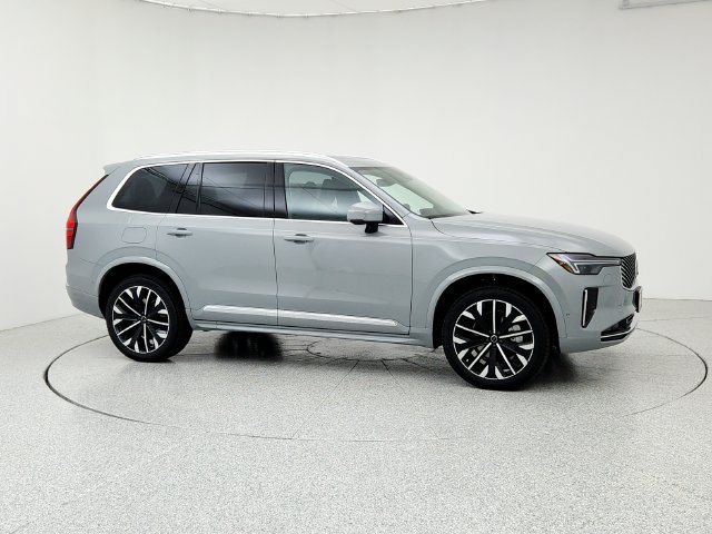 New 2026 Volvo XC90 B6 Plus w/ Protection Package Premier AWD/4WD image 3