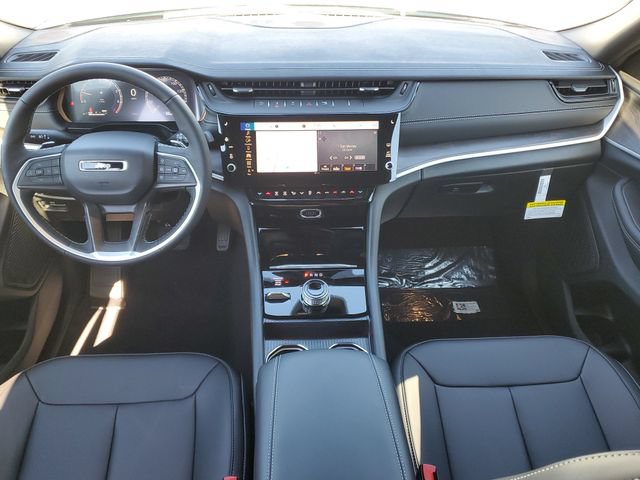 New 2026 Jeep Grand Cherokee Limited w/ Limited Altitude Package AWD/4WD image 19