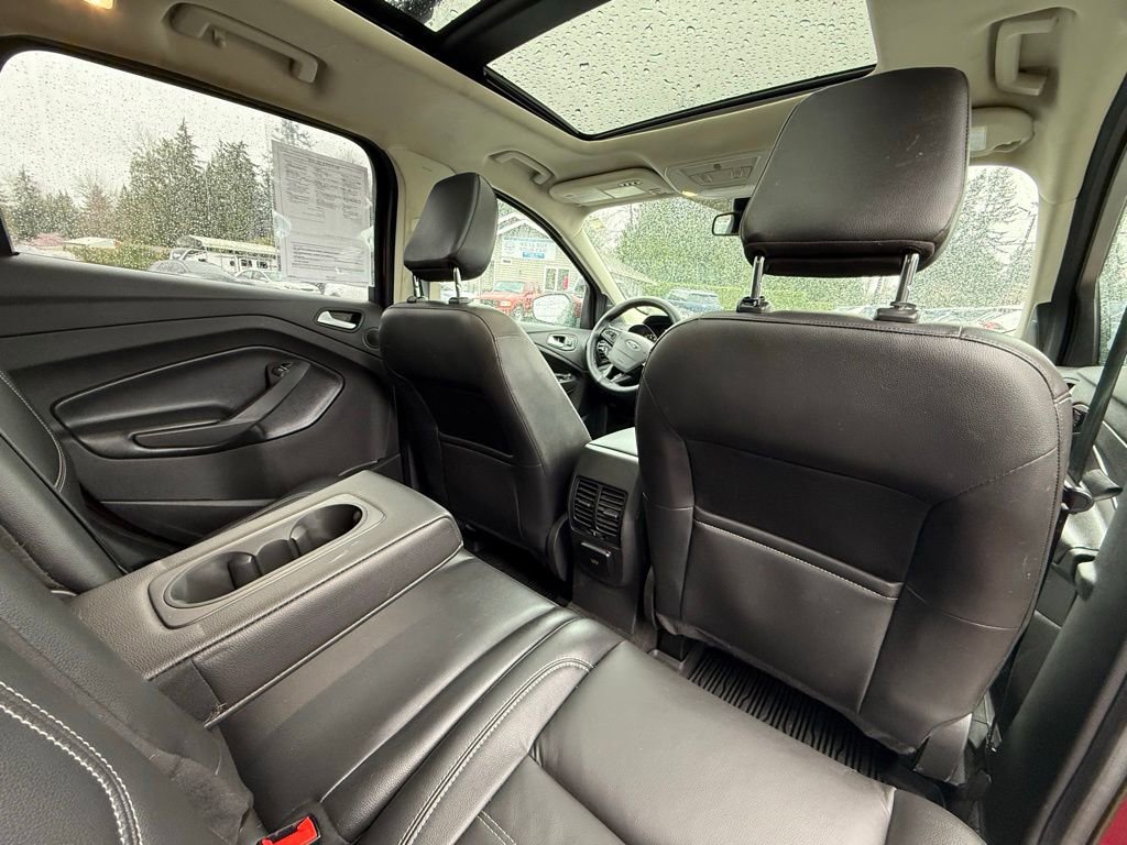 Used 2018 Ford Escape Titanium w/ Ford Safe & Smart Package image 17