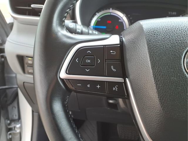 Used 2023 Toyota Highlander XLE image 16