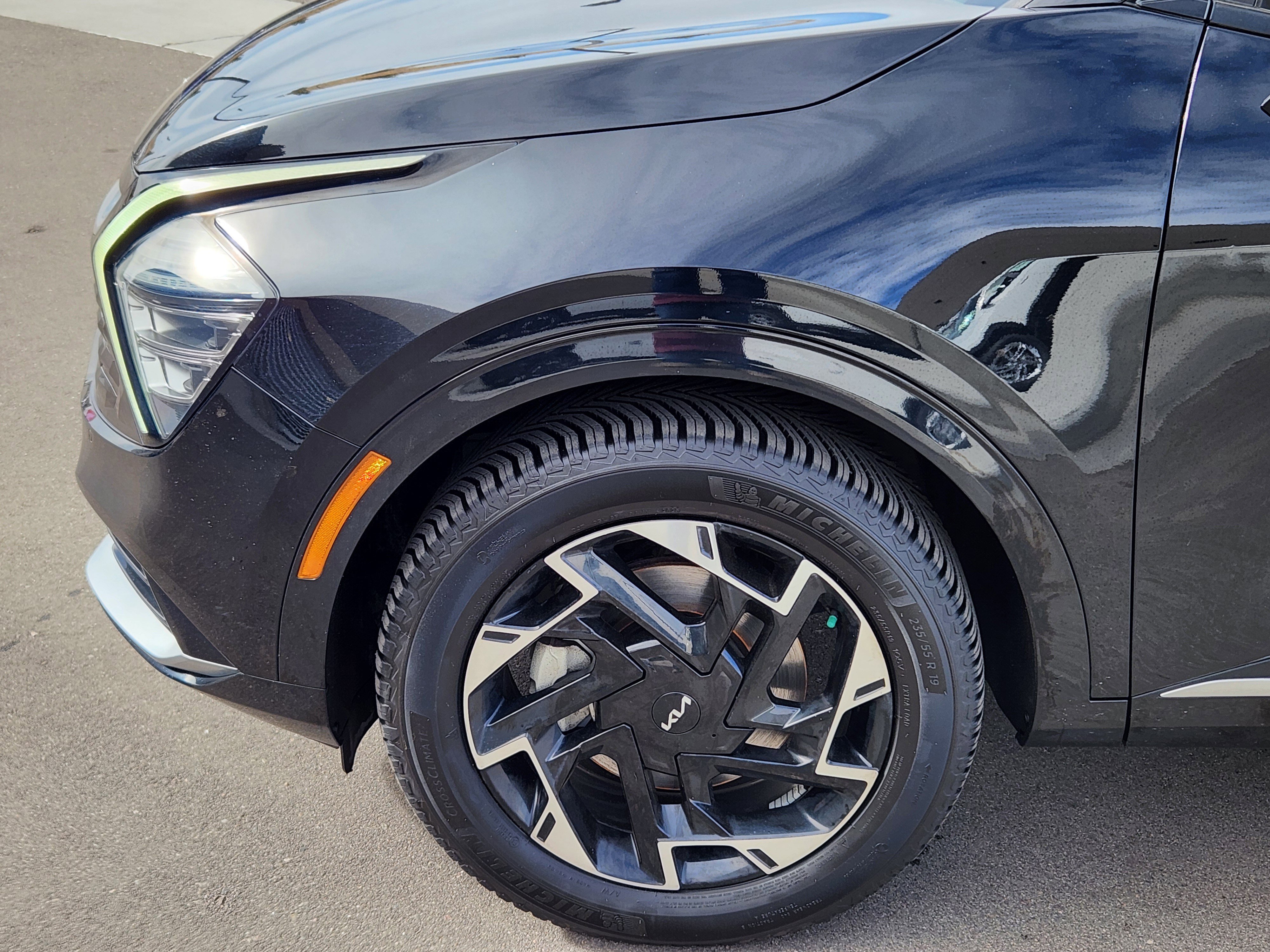 Used 2023 Kia Sportage SX image 8