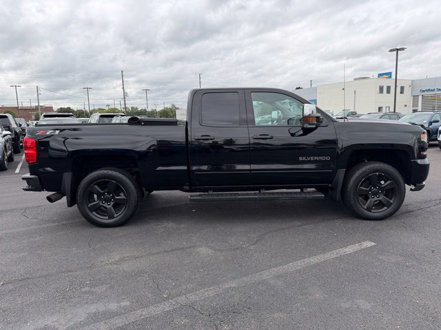 Certified 2018 Chevrolet Silverado 1500 LT w/ All Star Edition AWD/4WD image 9