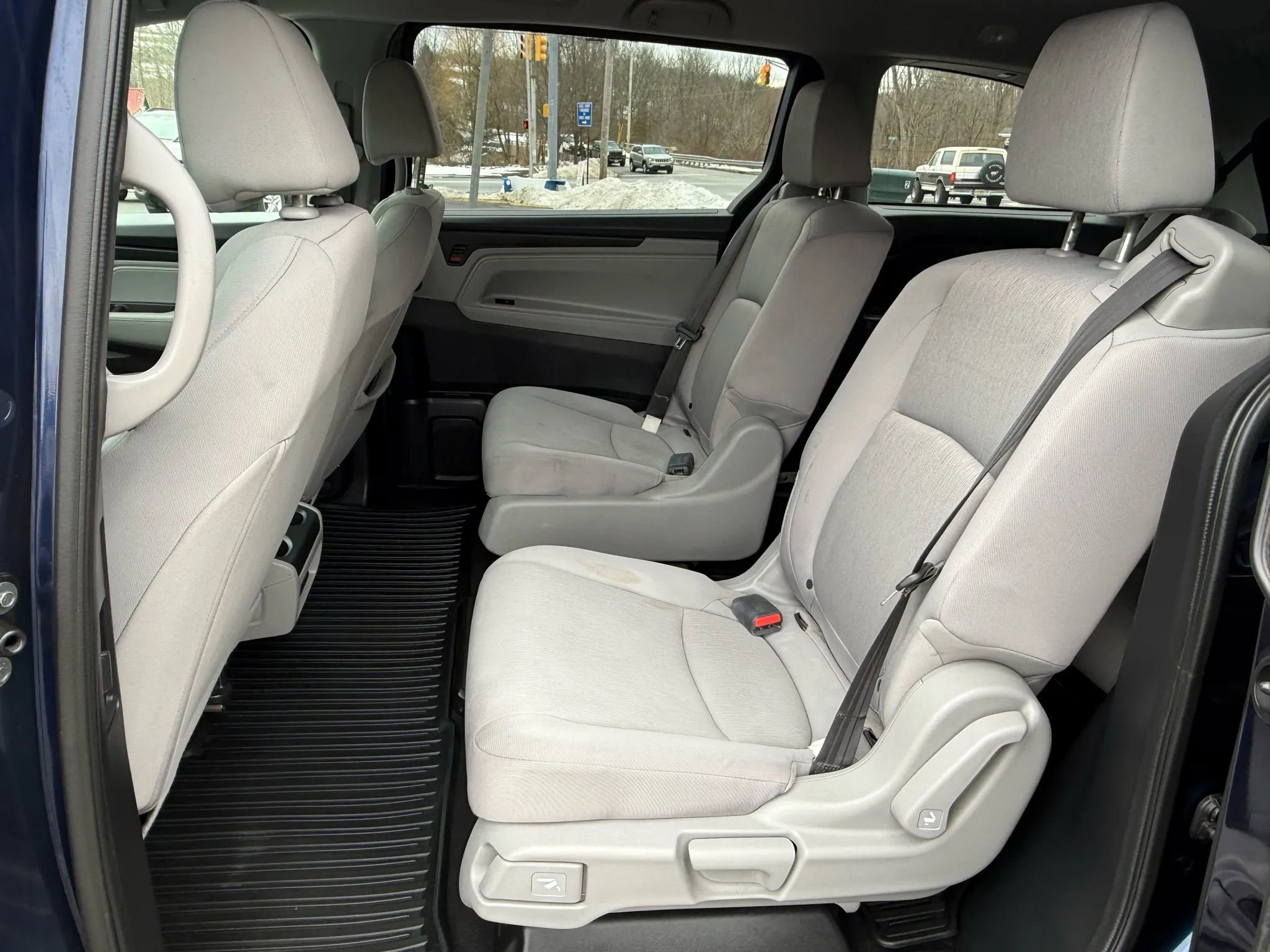 Used 2018 Honda Odyssey LX image 10