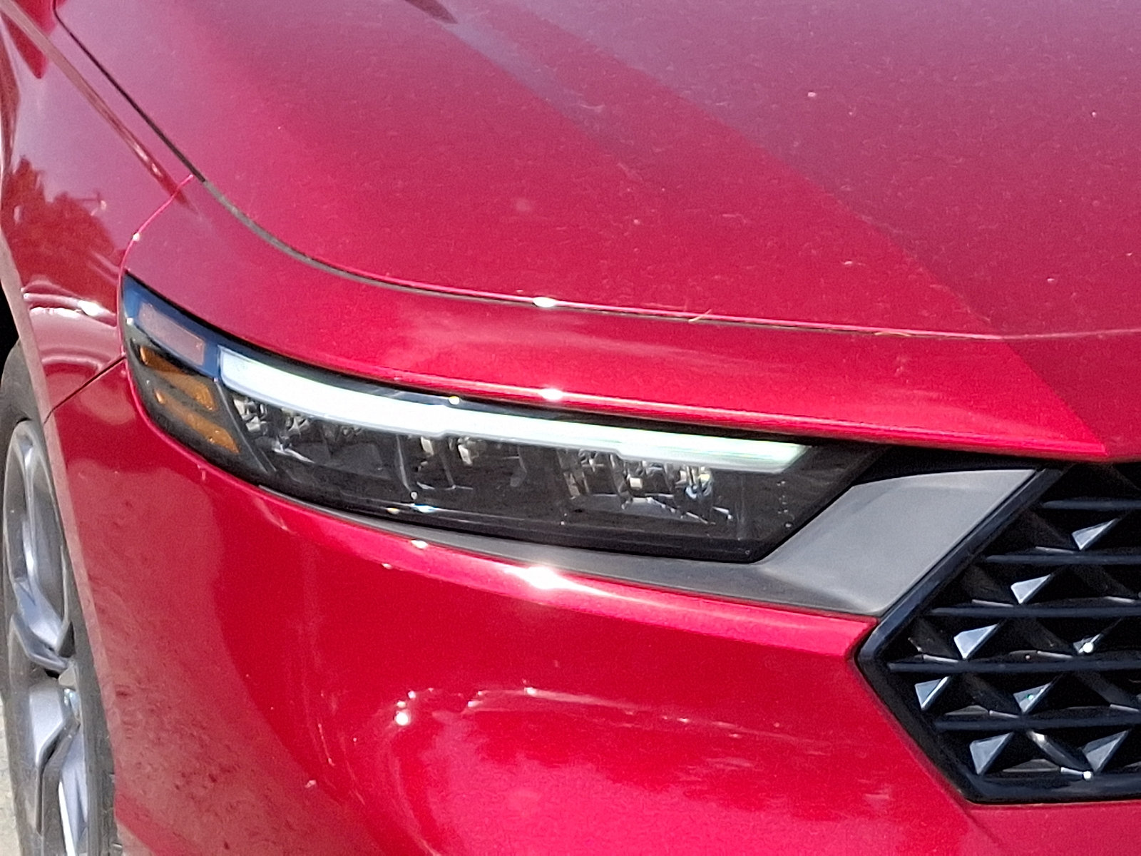 Used 2023 Honda Accord EX image 9