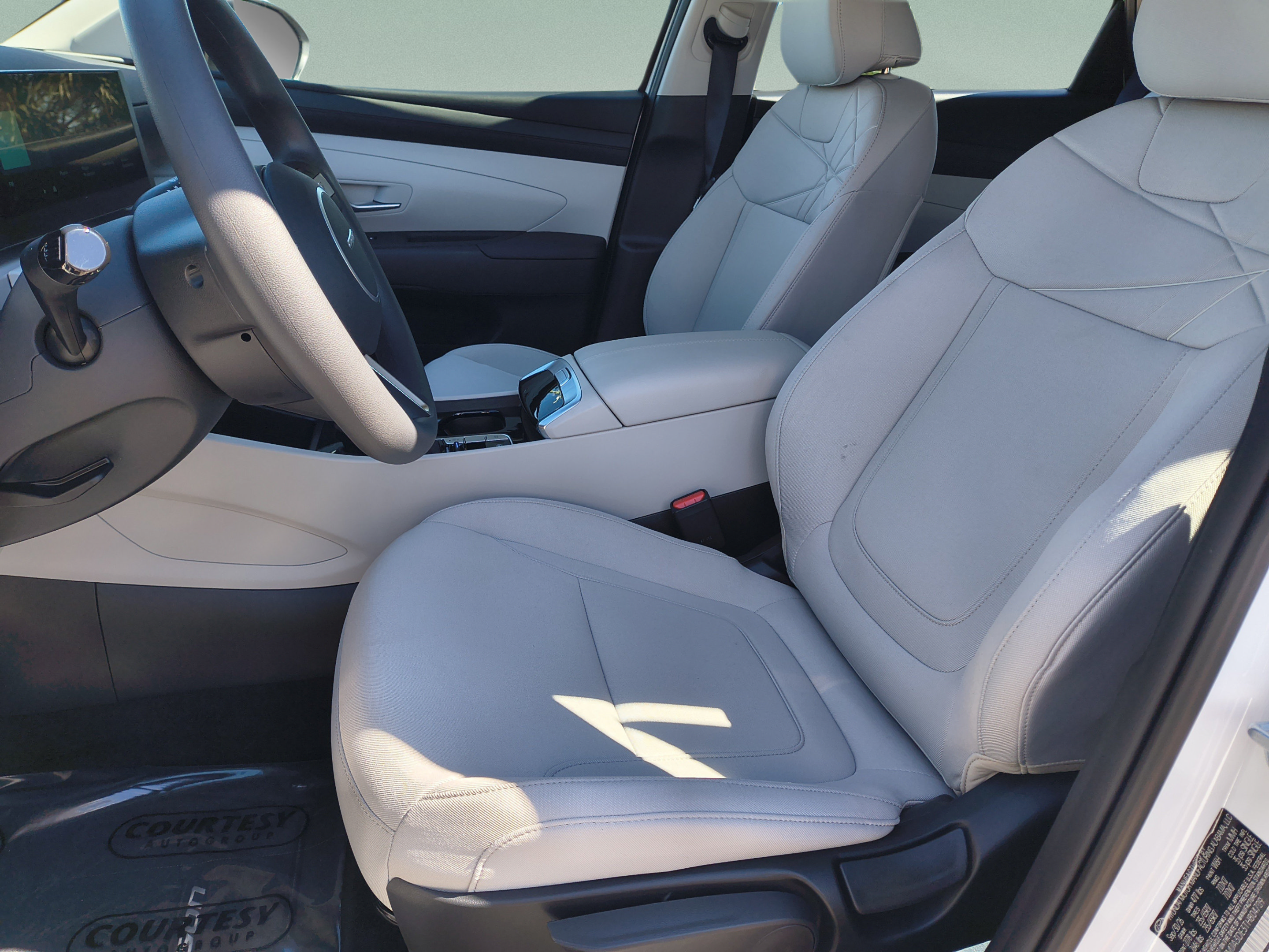 New 2026 Hyundai Tucson SE FWD image 17