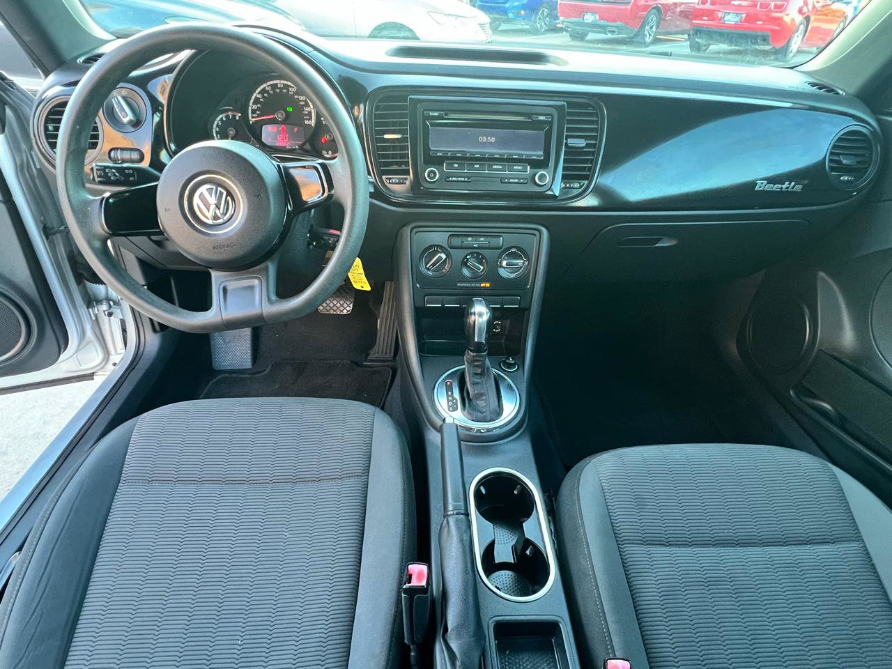 Used 2013 Volkswagen Beetle 2.5 FWD image 7