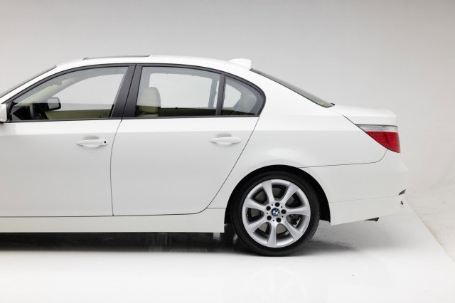 Used 2004 BMW 545i Sedan image 19