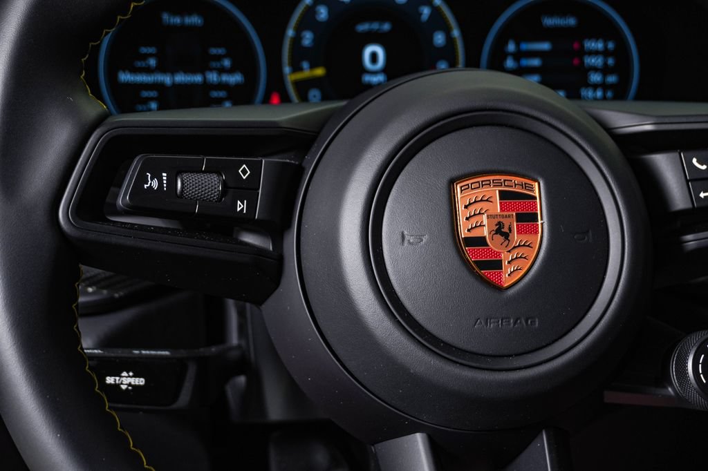 Certified 2026 Porsche 911 GT3 RWD image 24
