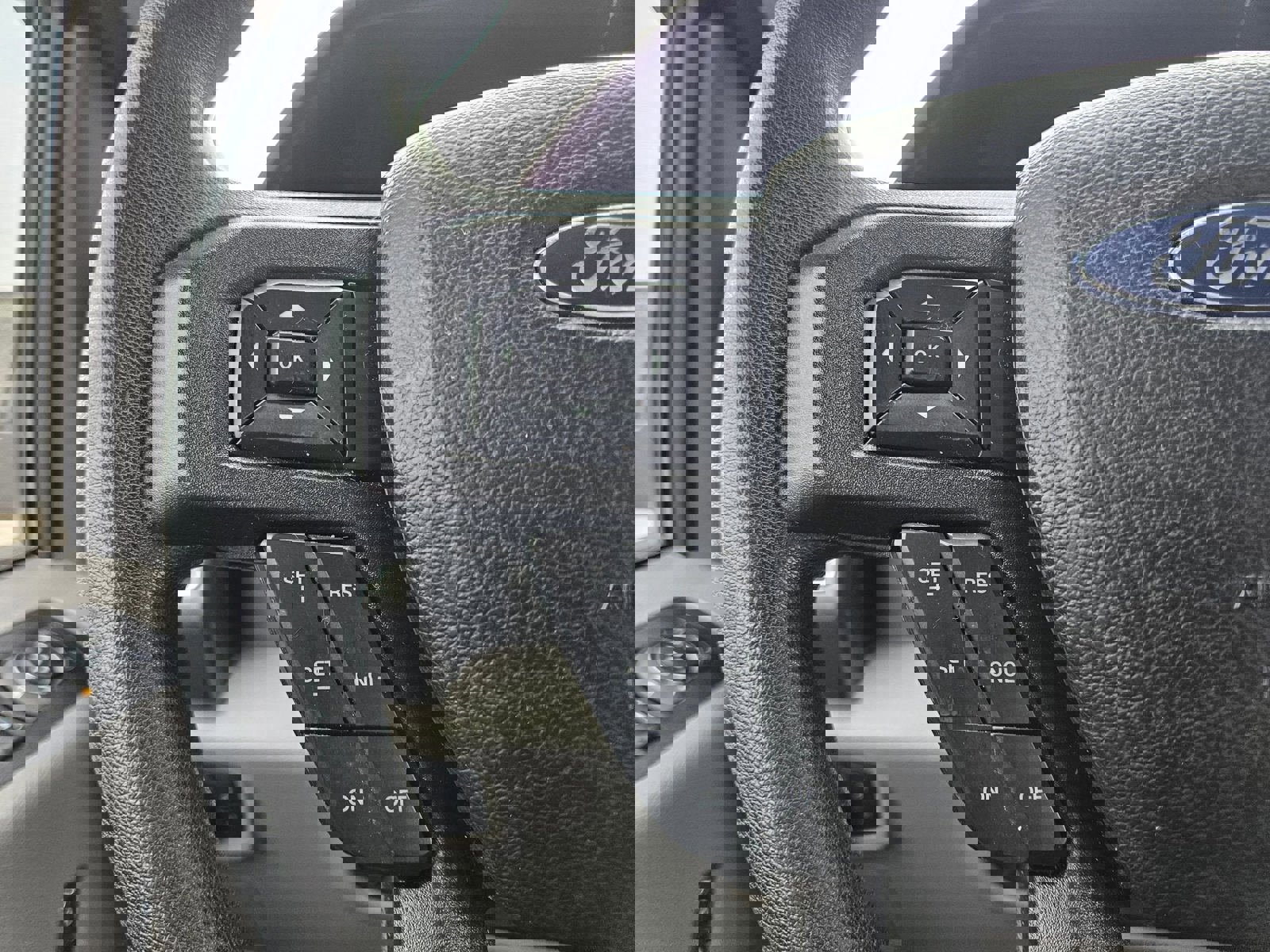 Used 2020 Ford F150 XLT image 44