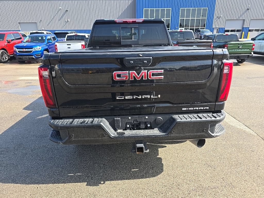 Used 2025 GMC Sierra 2500 Denali w/ Denali Reserve Package AWD/4WD image 5