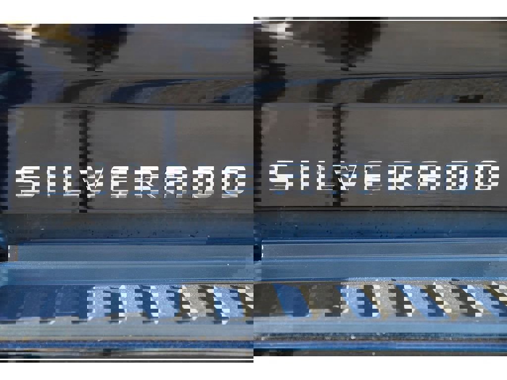 Used 2018 Chevrolet Silverado 3500 High Country image 14