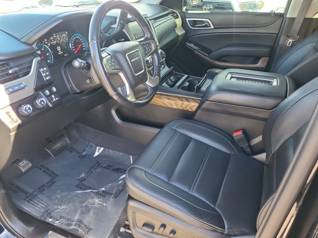 Used 2019 GMC Yukon Denali w/ Denali Ultimate Package image 11
