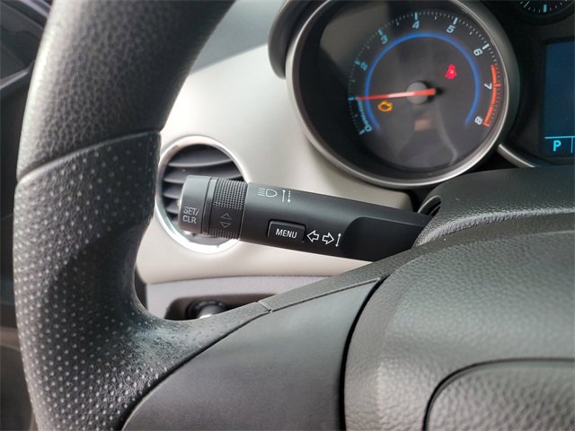 Used 2011 Chevrolet Cruze LS image 14