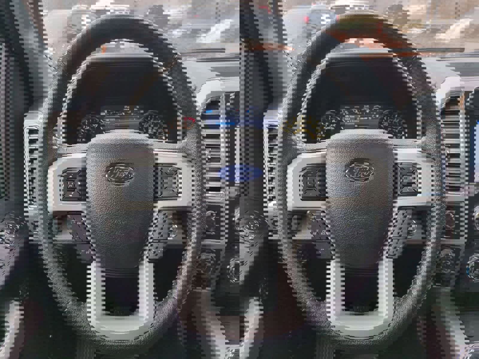 Used 2016 Ford F150 Lariat w/ Equipment Group 502A Luxury image 24