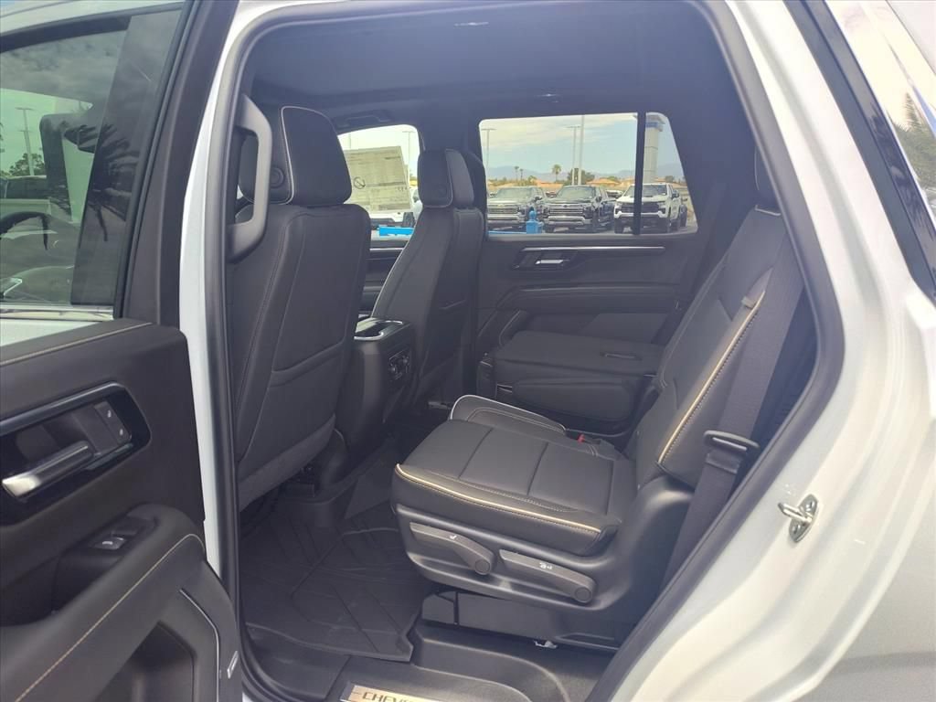 New 2026 Chevrolet Tahoe Premier w/ Sun And Tow Package AWD/4WD image 6