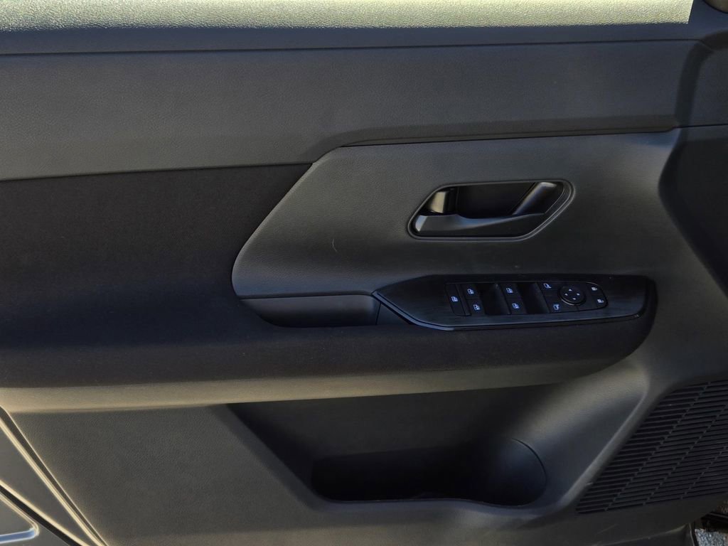New 2026 Nissan Kicks S image 15