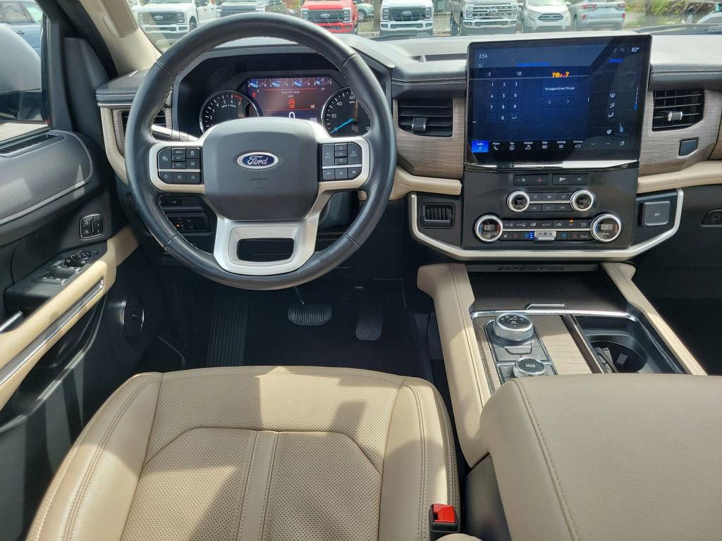 Certified 2024 Ford Expedition Limited AWD/4WD image 12
