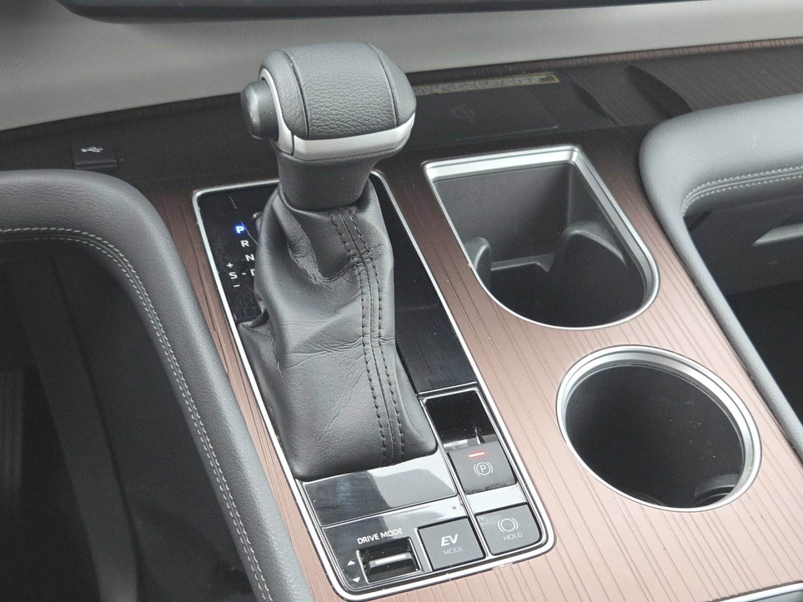 Used 2021 Toyota Sienna XLE w/ XLE Plus Package image 31