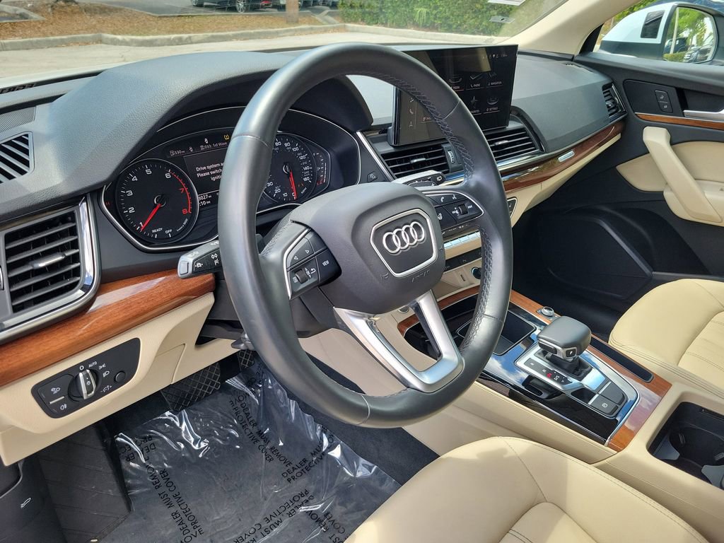 Used 2021 Audi Q5 Premium image 22