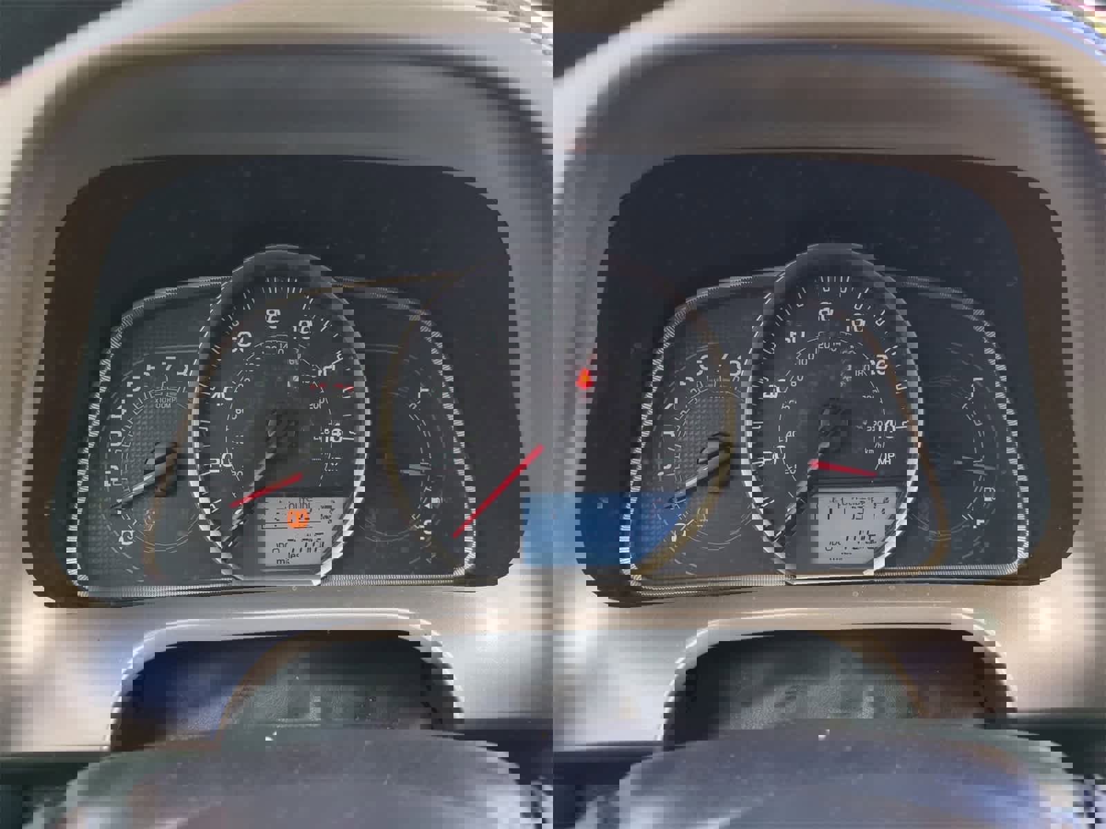 Used 2015 Toyota RAV4 LE image 31