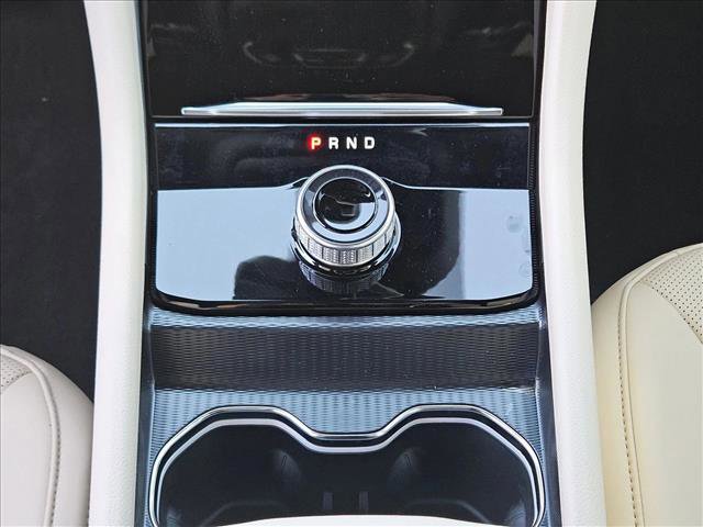 New 2025 Jeep Grand Cherokee Limited image 12