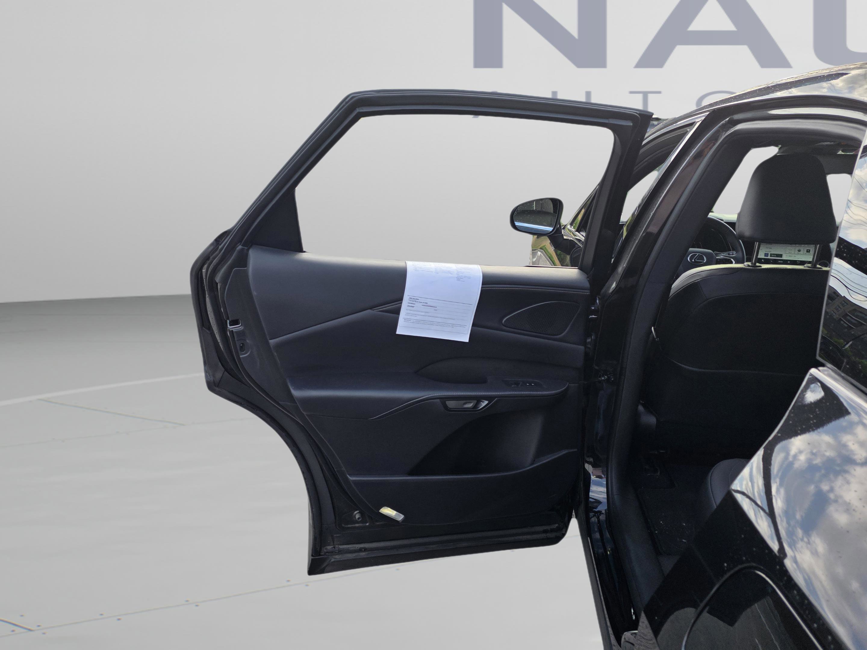 Used 2024 Lexus RX 350 FWD w/ Technology Package image 19