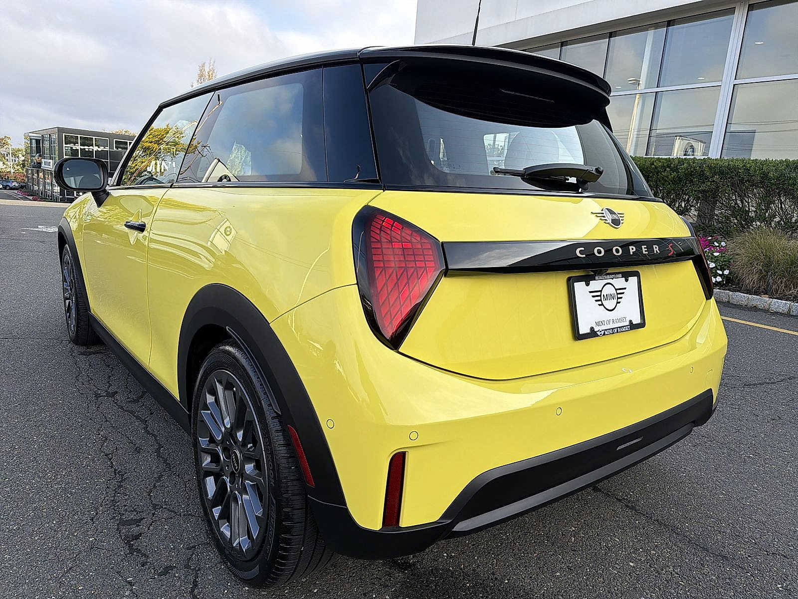 Used 2026 MINI Cooper S FWD image 12