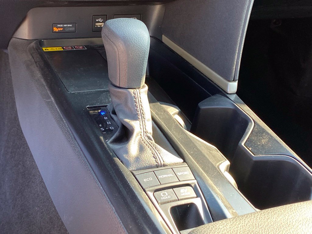 Used 2025 Toyota Camry LE FWD image 20