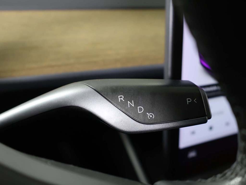 Used 2021 Tesla Model Y 2WD image 40