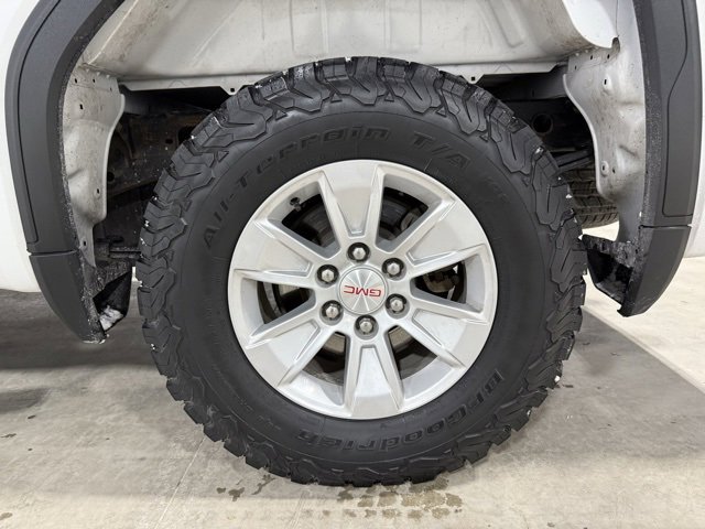 Used 2024 GMC Sierra 1500 SLE image 41