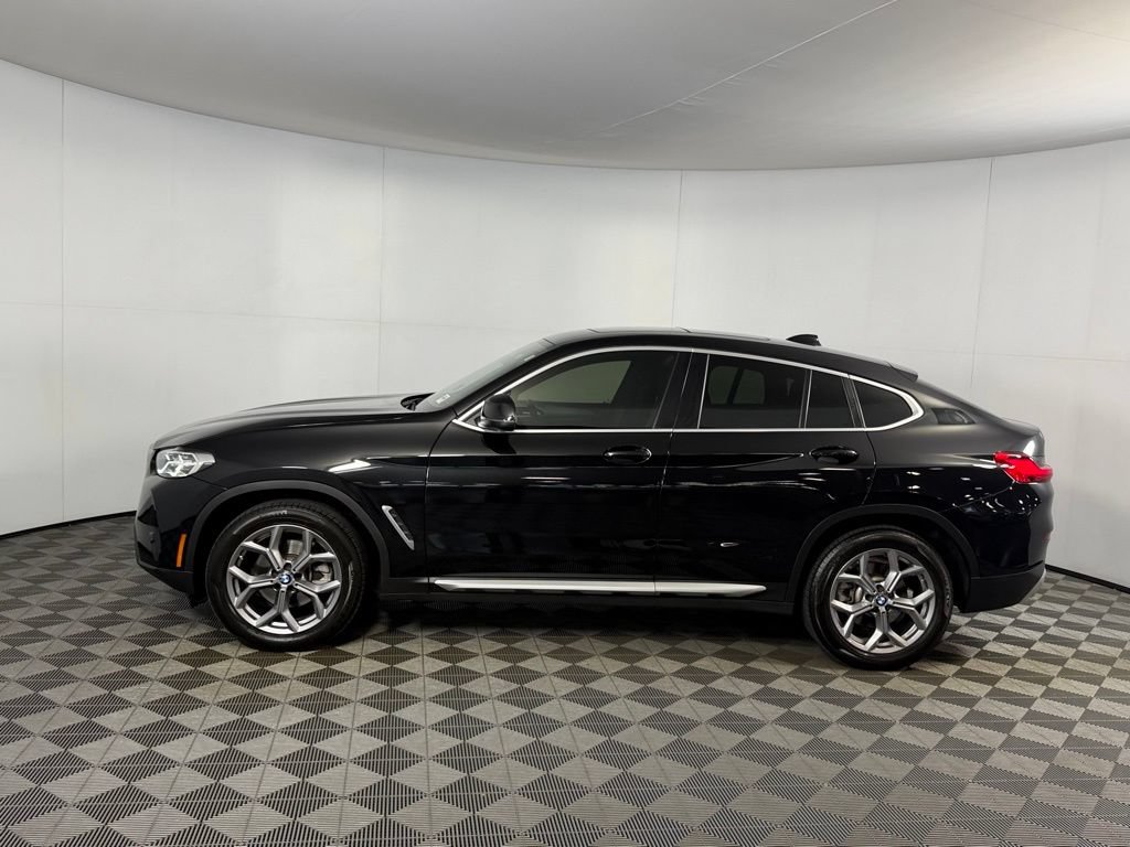 Used 2025 BMW X4 xDrive30i AWD/4WD image 7