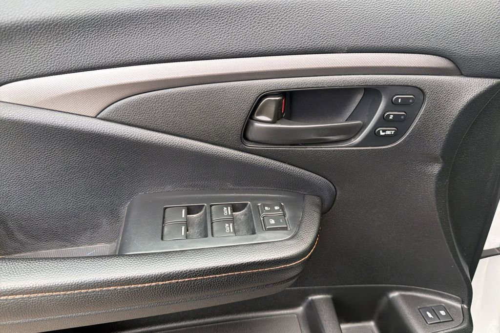 Used 2022 Honda Passport TrailSport image 11