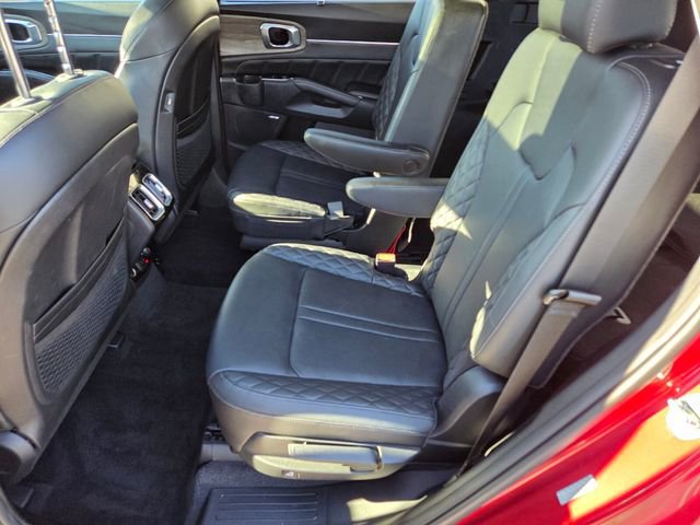 Used 2023 Kia Sorento SX Prestige image 11