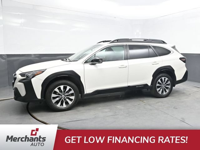Used 2023 Subaru Outback Limited AWD/4WD image 3