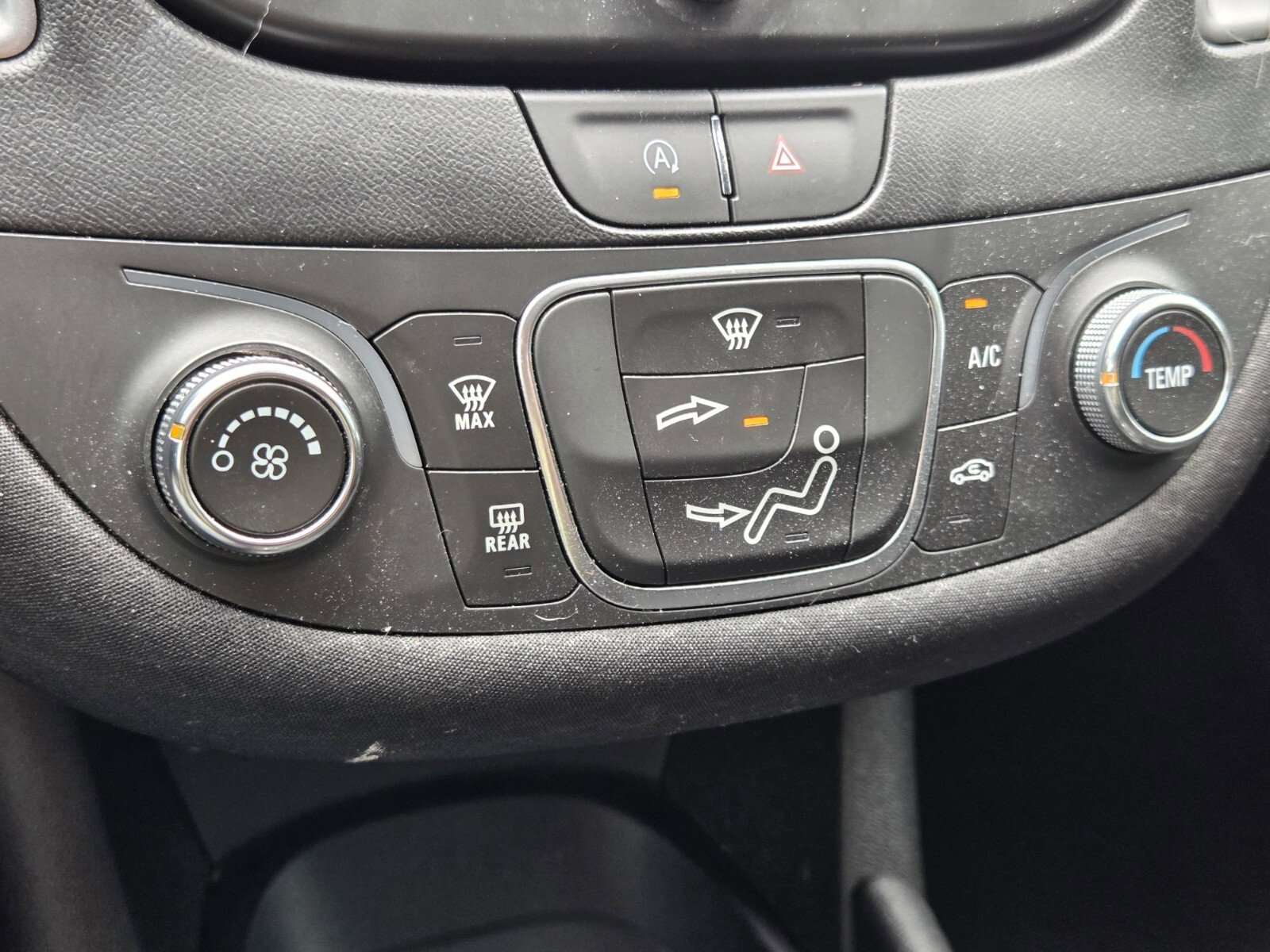 Used 2025 Chevrolet Malibu LS image 15