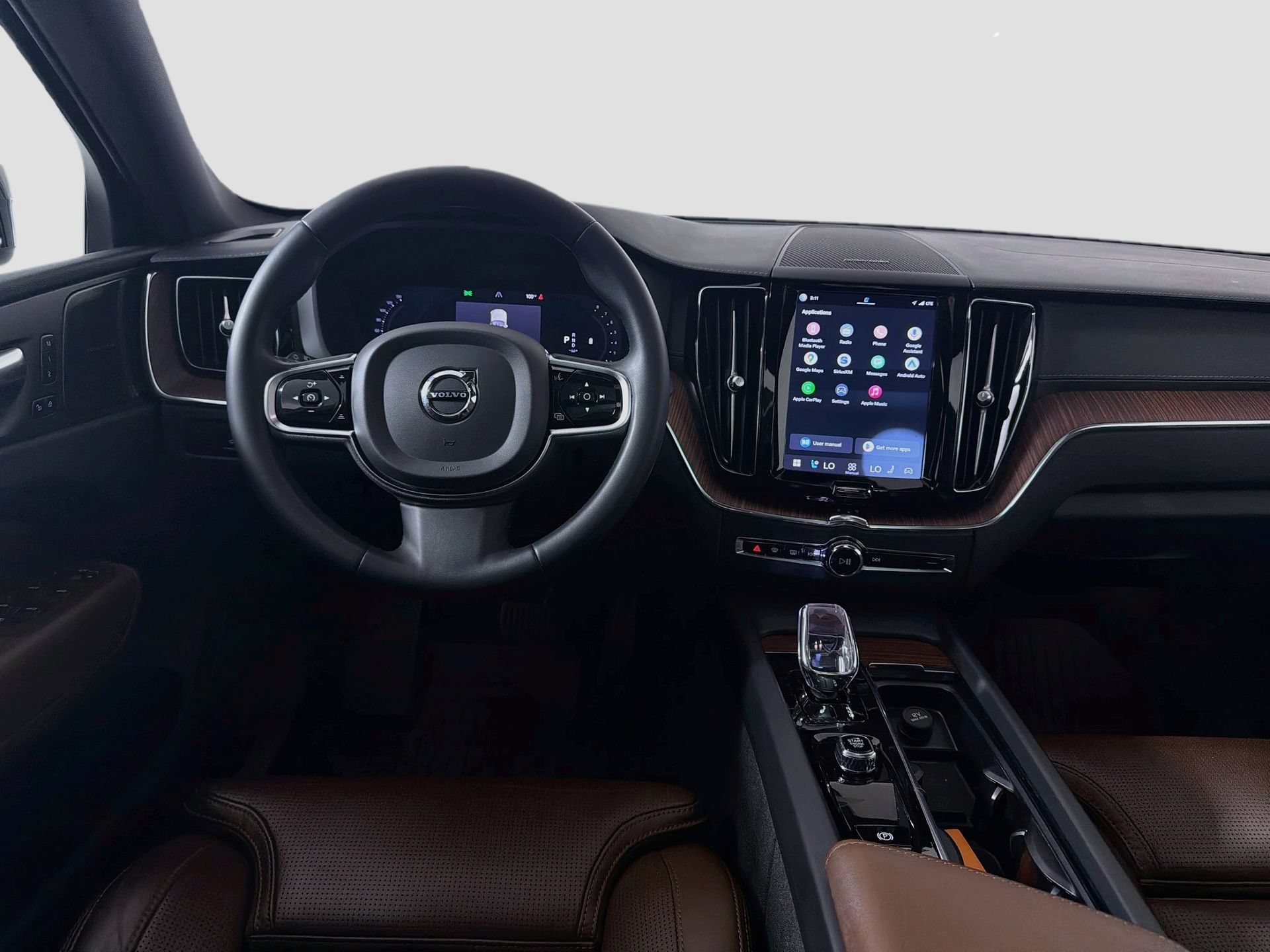 Certified 2023 Volvo XC60 B5 Ultimate w/ Climate Package AWD/4WD image 24