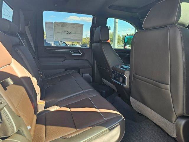 New 2026 GMC Sierra 2500 Denali w/ Denali Reserve Package AWD/4WD image 32