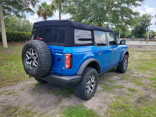 Used 2023 Ford Bronco Badlands AWD/4WD image 2