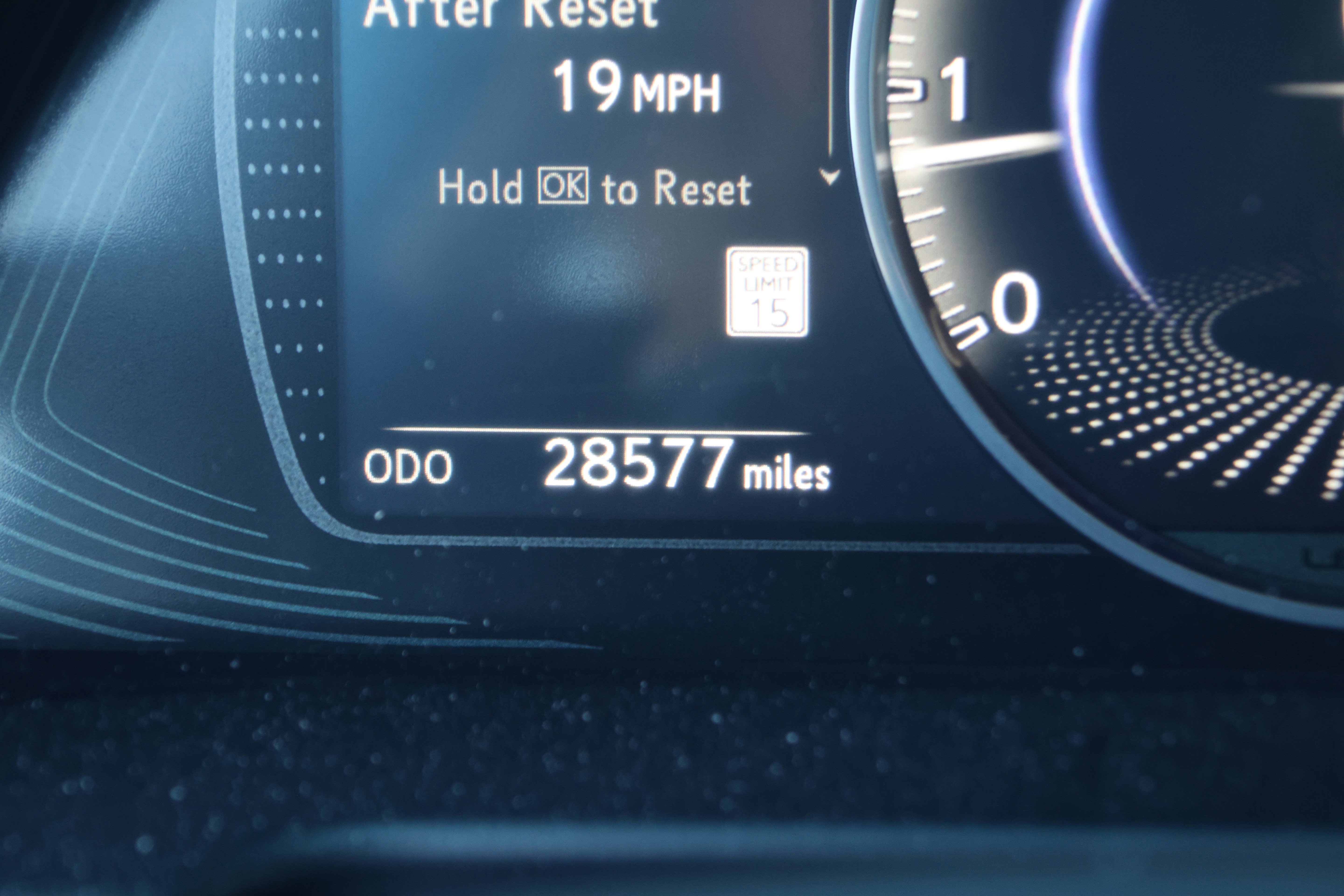 Used 2024 Lexus ES 350 Ultra Luxury w/ Accessory Package (Z2) image 21