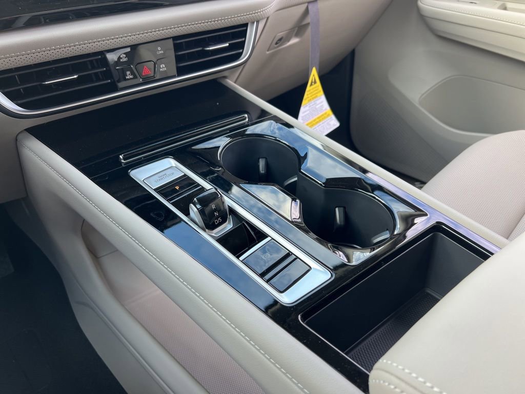 New 2026 Volkswagen Atlas SE image 19