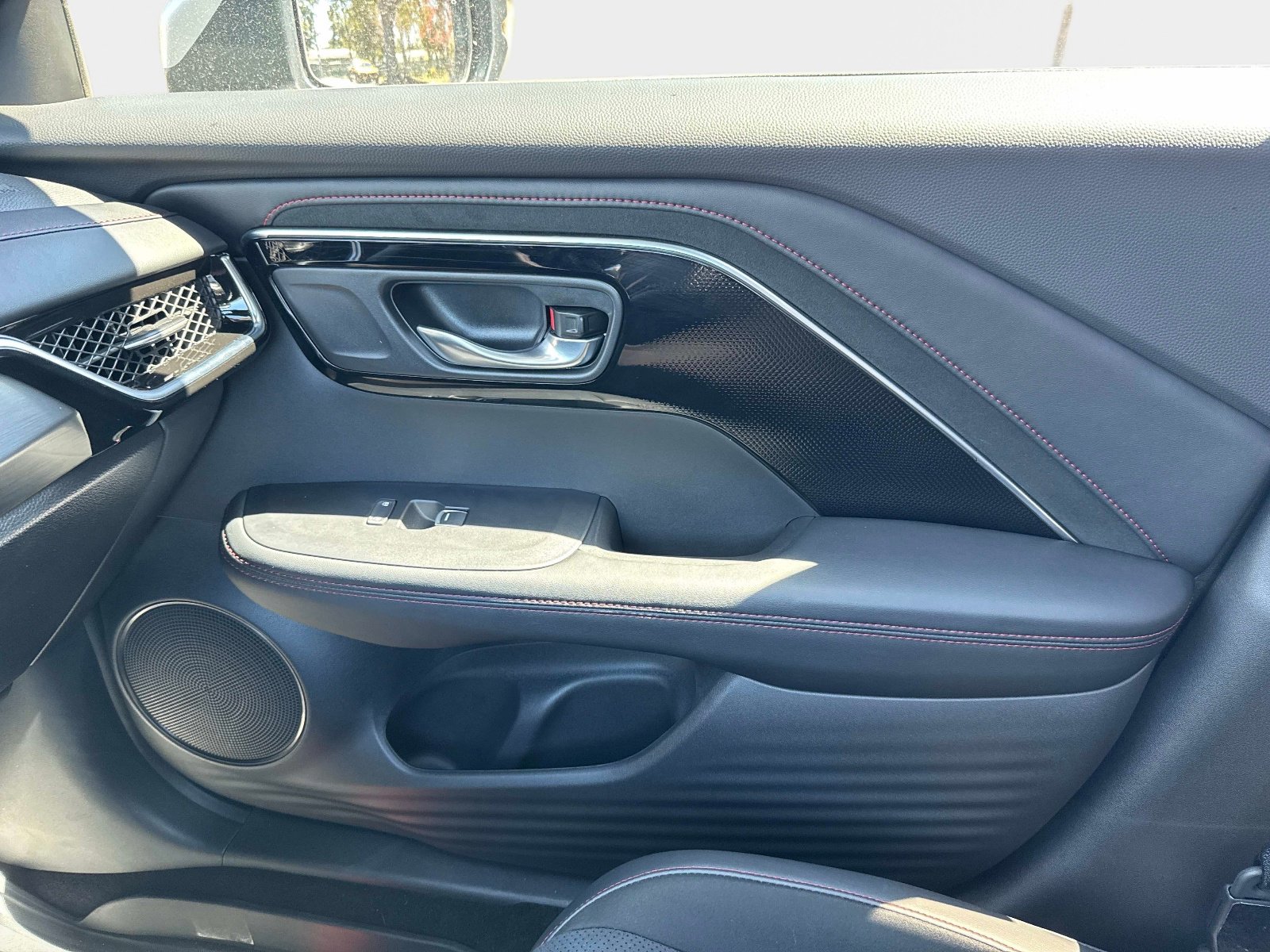 Certified 2025 Acura ADX A-Spec image 21