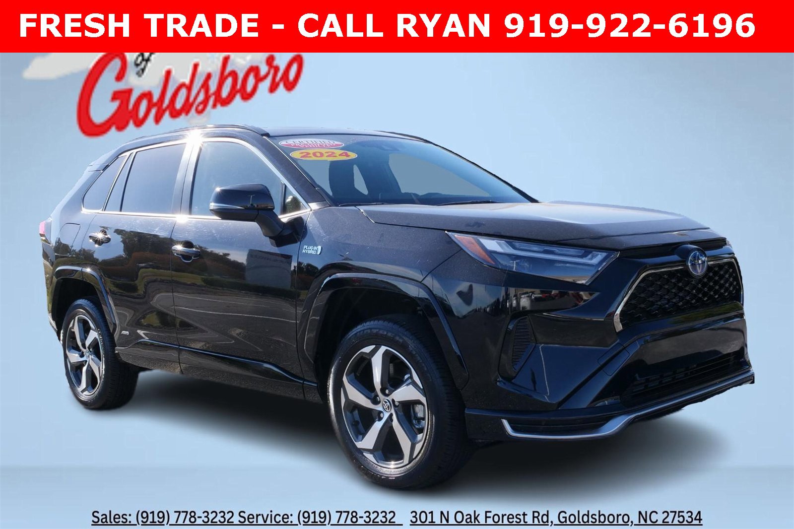 Used 2024 Toyota RAV4 SE
