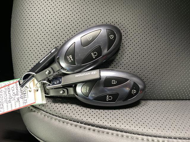 New 2026 Hyundai Kona SEL Premium image 25