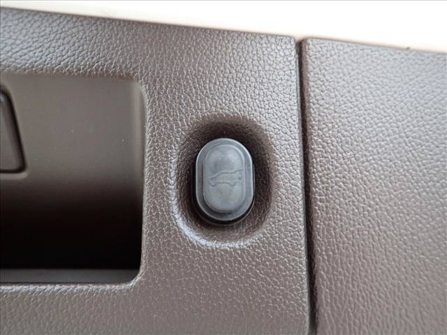 Used 2020 GMC Yukon Denali AWD/4WD image 9