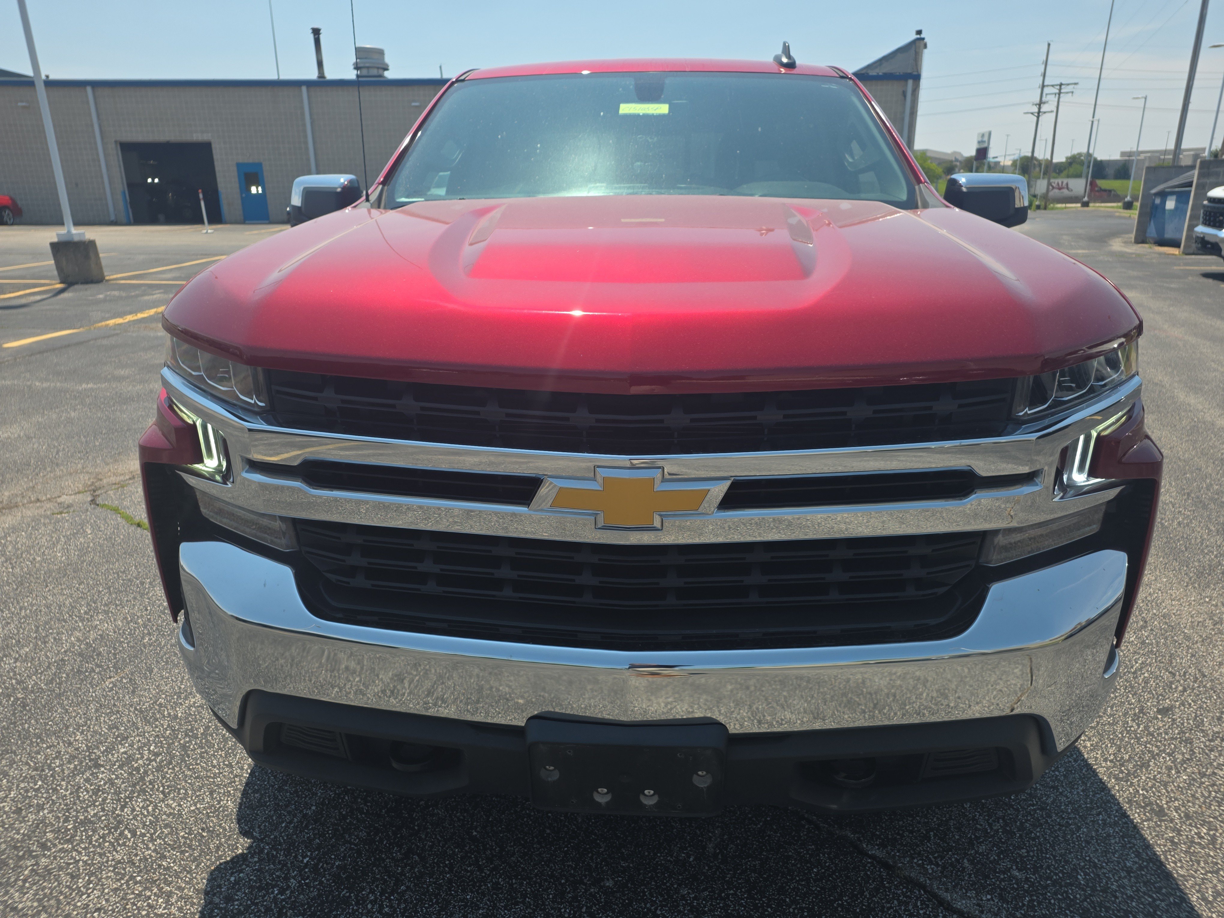 Used 2021 Chevrolet Silverado 1500 LT w/ Z71 Off-Road Package AWD/4WD image 8