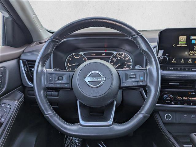 Used 2023 Nissan Rogue SL w/ SL Premium Package image 11