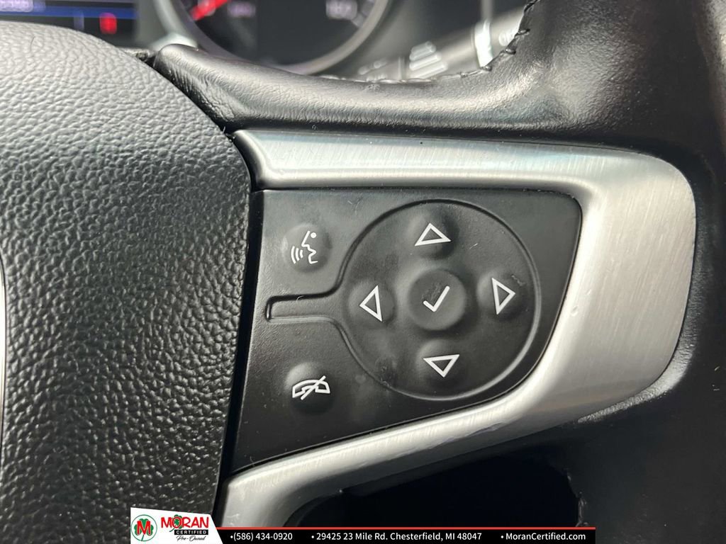 Used 2020 GMC Acadia SLE w/ Driver Convenience Package image 24