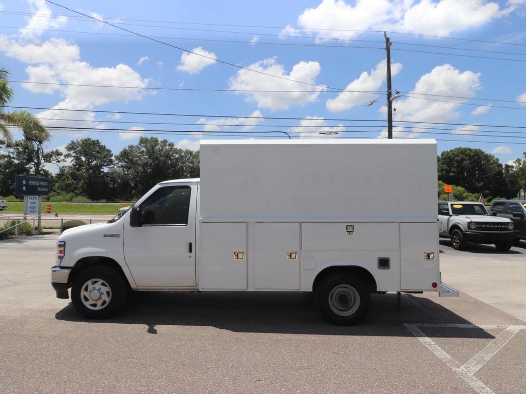 Used 2023 Ford E-350 and Econoline 350 Super Duty w/ Power Windows & Locks Group RWD image 8
