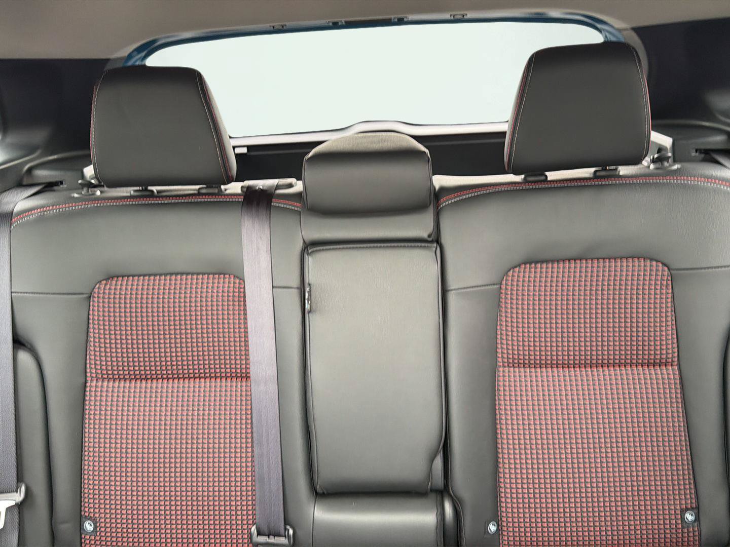 New 2027 Nissan Kicks SR AWD/4WD image 36